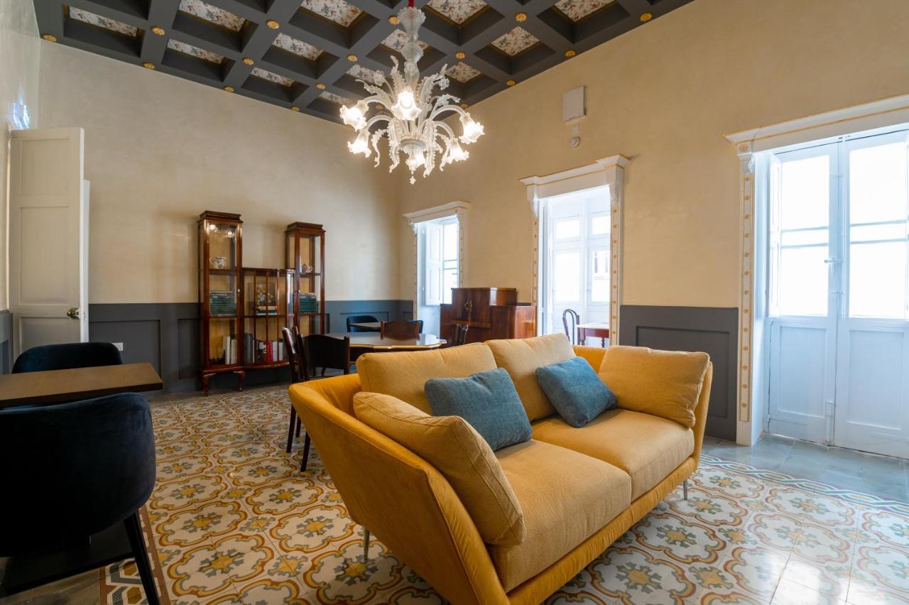 Monreal Boutique Townhouse - R024Rm5 Otel Paola Dış mekan fotoğraf